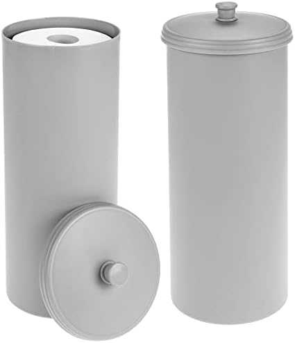 mDesign Пластмасов Органайзер за тоалетна хартия на подови стойка с капак, 3 ролка за компактно съхранение на хартиени кърпички за баня, подходящ