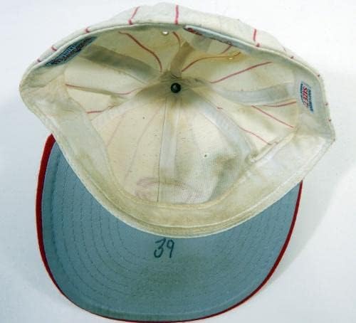 1994 Синсинати Редс Ерик Хенсън 39 Използвал в играта Червената шапка 7.25 DP22667 - Използвал в играта шапки MLB