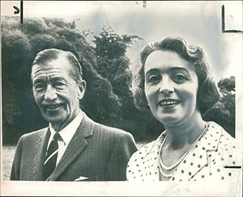 Реколта фотография на г-н Клиффорда Дюпона със съпругата си Арменелл