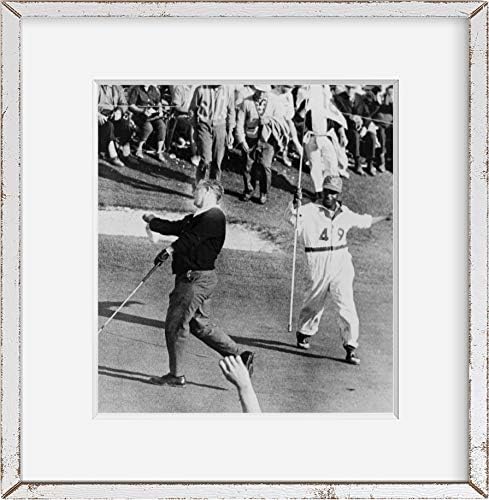 БЕЗКРАЙНИ СНИМКИ Снимка: Джак Никлаус, Победител в турнира Мастърс по голф, Августа, Джорджия, Размер на полето за голф: 8x10 (a
