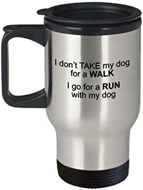 Аз не ВЗИМАМ си кучето на РАЗХОДКА. Аз излизам да ПОТИЧАМ с кучето си. Керамична чаша за кафе/чай. Идеален подарък за майки, татковци, лели,